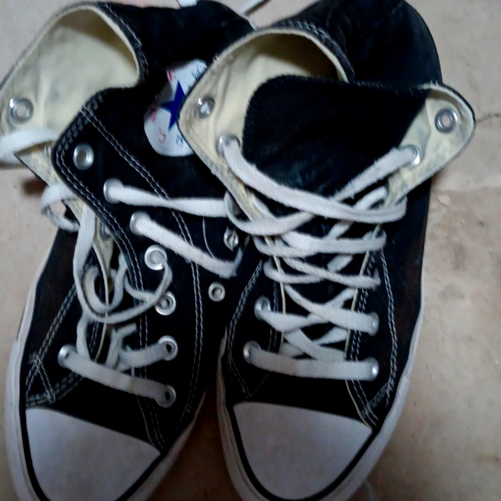 Converse All Star High Top Lace Up Barely Worn